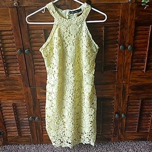 Yellow sleeveless lace flower dress medium